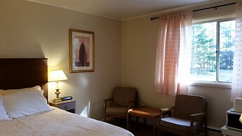 Pine cone Motel