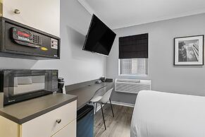 Hotel Chicago West Loop, SureStay Collection by Best Western