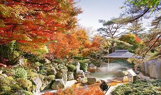 Kagaribi No Yu Ryokusuitei