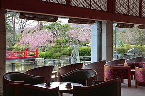 Kagaribi No Yu Ryokusuitei