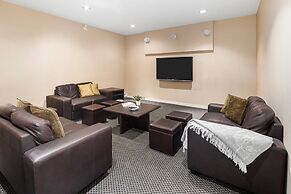 WorldMark Vancouver - The Canadian