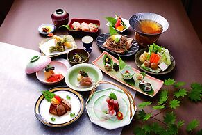 Hotel Daisen Shirogane