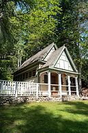 Halcyon Hot Springs Resort