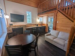 Halcyon Hot Springs Resort