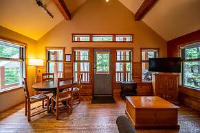 Halcyon Hot Springs Resort