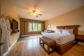 Halcyon Hot Springs Resort