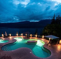 Halcyon Hot Springs Resort