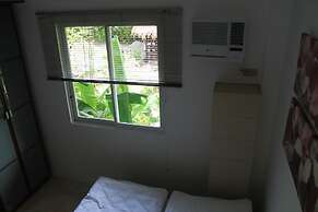 Roger's Place Gay Guesthouse - Caters to Gay Men