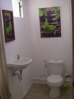 Roger's Place Gay Guesthouse - Caters to Gay Men