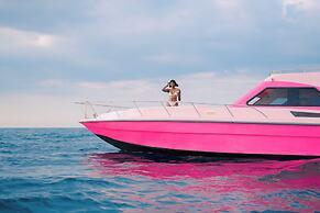 PinkCoco Gili Trawangan - Constant Surprises- for Cool Adults Only