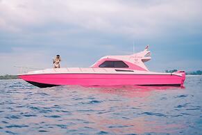PinkCoco Gili Trawangan - Constant Surprises- for Cool Adults Only