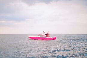 PinkCoco Gili Trawangan - Constant Surprises- for Cool Adults Only