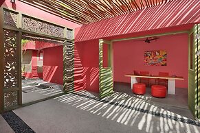 PinkCoco Gili Trawangan - Constant Surprises- for Cool Adults Only