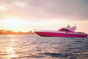 PinkCoco Gili Trawangan - Constant Surprises- for Cool Adults Only
