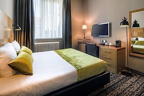 The Alfred Hotel