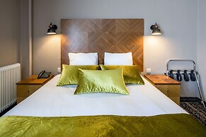 The Alfred Hotel