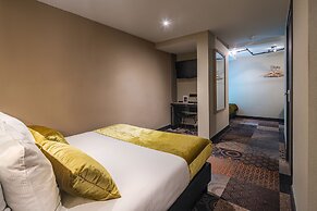 The Alfred Hotel