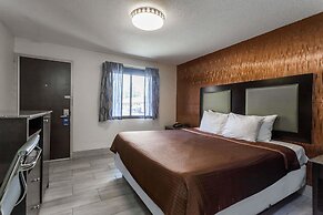 Travelodge by Wyndham South Hackensack