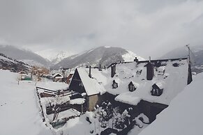 La Petite Boheme