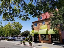 Sens Hotel & Vanne Bistro Berkeley