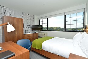 The Lismore Eau Claire - a DoubleTree by Hilton