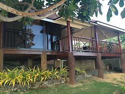 Anda White Beach Resort