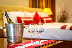 Octave Suites Residency Rd