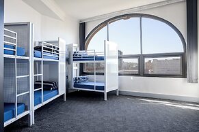 Wake Up! Sydney - Hostel