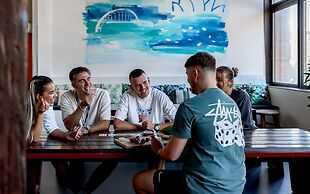 Wake Up! Sydney - Hostel