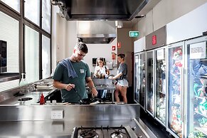 Wake Up! Sydney - Hostel