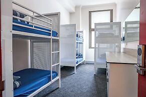 Wake Up! Sydney - Hostel