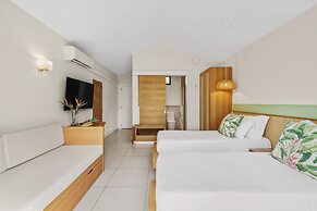 Coral Azur Beach Resort