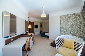 The Lumos Deluxe Resort Hotel - All Inclusive