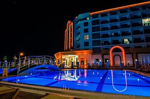 The Lumos Deluxe Resort Hotel - All Inclusive