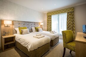 The Nottinghamshire Hotel and Golf Club