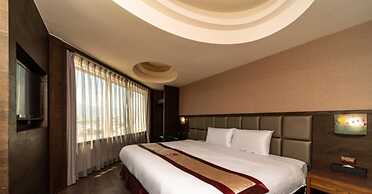 Fish Hotel - Taitung