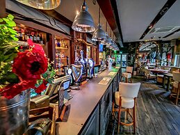 Ox Hotel Bar & Grill