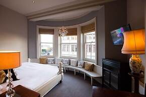 Ox Hotel Bar & Grill