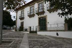 Solar dos Correia Alves