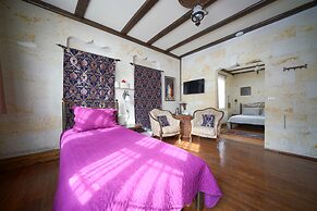 Vista Cave Hotel