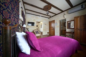 Vista Cave Hotel