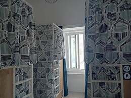 Follow the Sun Boutique Hostel - Pool, Breakfast & Sea Views