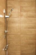 Follow the Sun Boutique Hostel - Pool, Breakfast & Sea Views