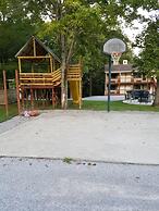 Timber Pointe Resort