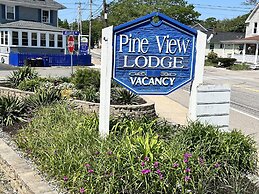 Pine View Lodge