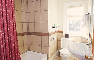 24 East Main Street B&B