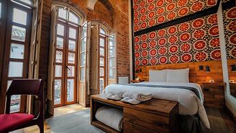 Carlota Sustainable Design Hotel