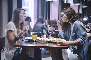 Carlota Sustainable Design Hotel