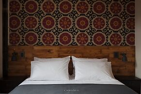 Carlota Sustainable Design Hotel