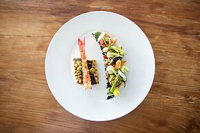 The Beachfront Praia D'el Rey Golf & Beach Resort